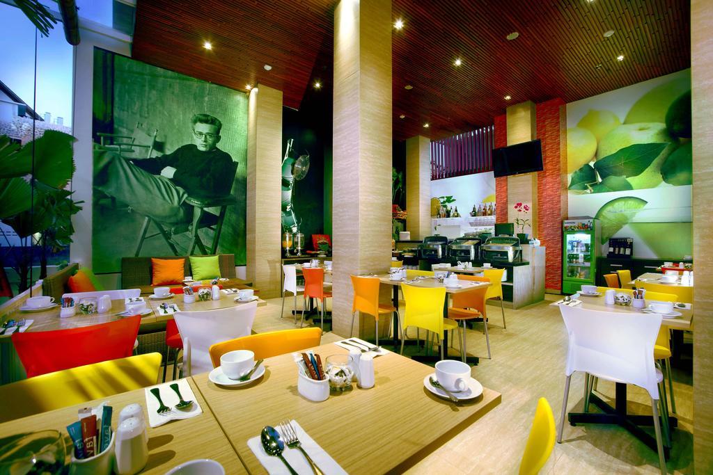 Favehotel Kuta Square מראה חיצוני תמונה